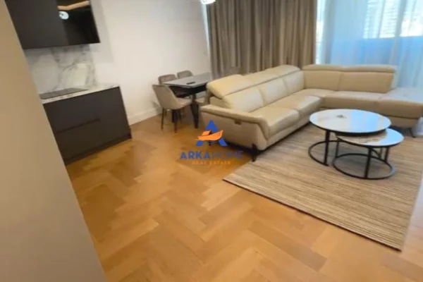 Shtepi ne shitje Apartament ne Tirane, 2+1, Mobilimi E mobiluar, Pagesa 650,000  Euro.