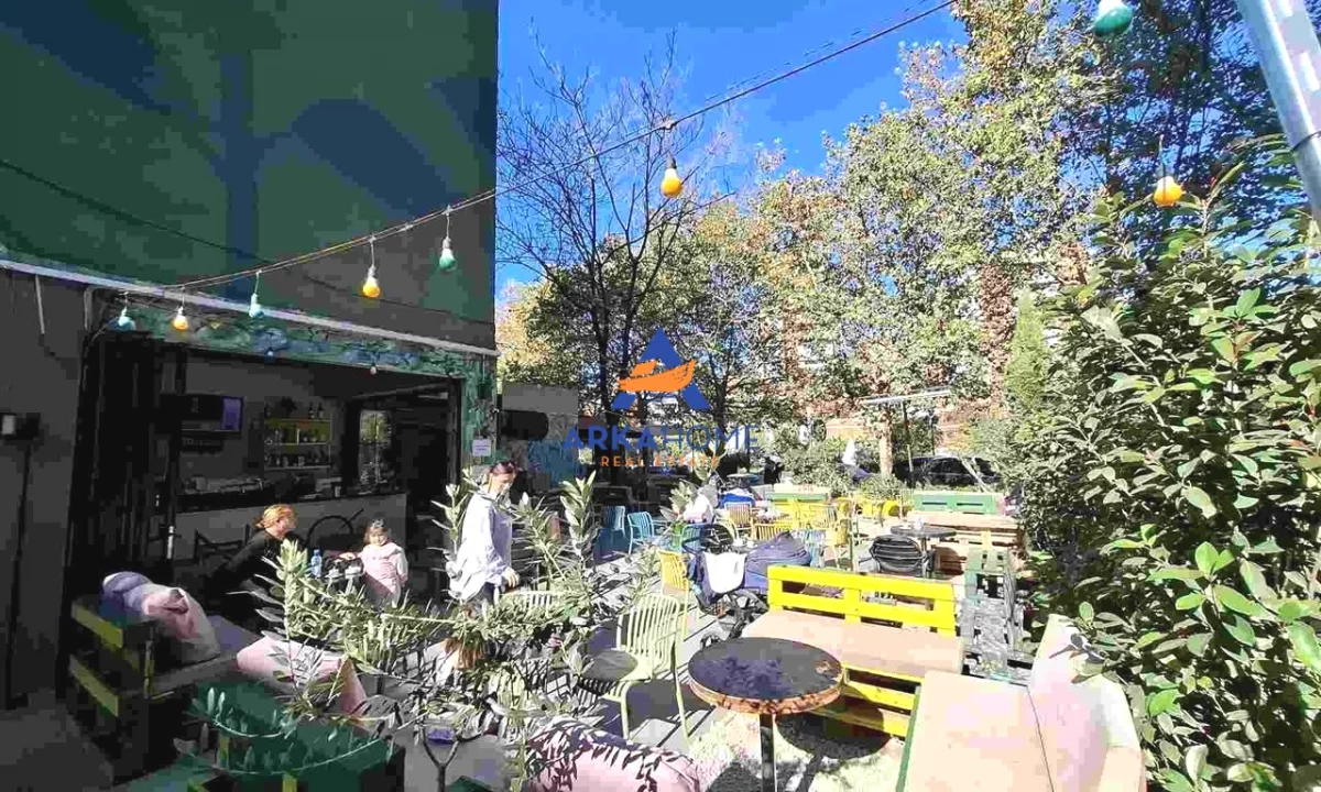 JEPET ME QERA LOKAL 150M2 "PRANE DELIJORGJIT, BULEVARDI BAJRAM CURRI" 2080 EURO