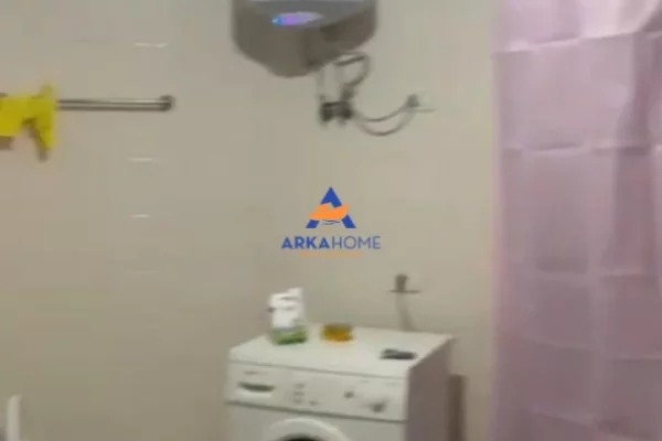 Shtepi ne shitje Apartament ne Tirane, 1+1, Mobilimi E mobiluar, Pagesa 232,000  Euro.