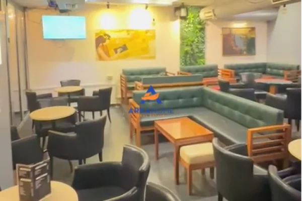 SHITET BIZNESI BAR-KAFE 200M2 "QYTET STUDENTI" 10500 EURO