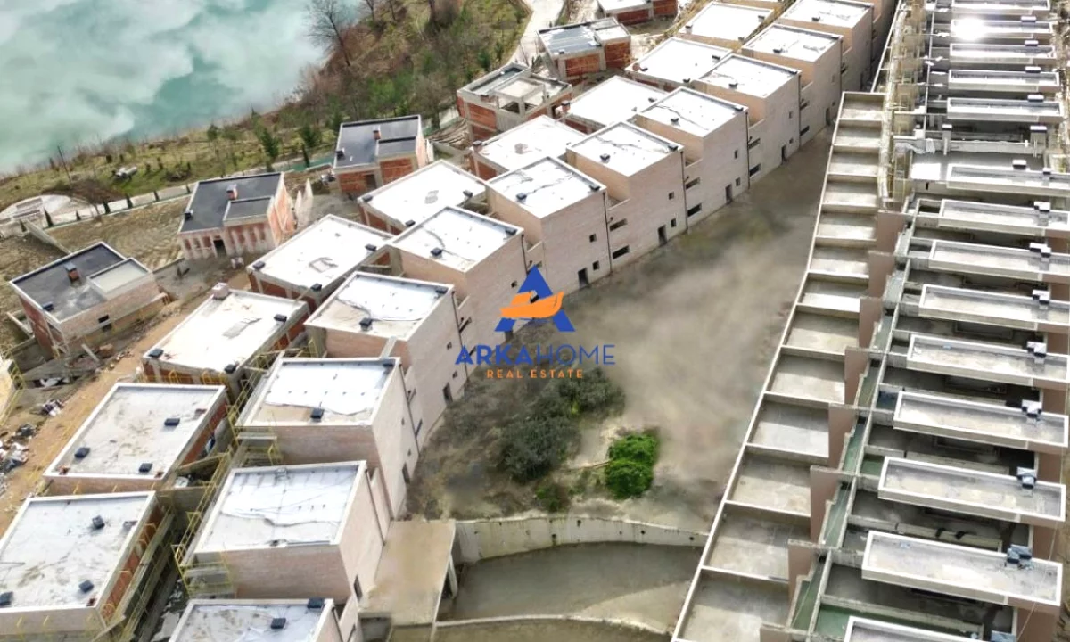 Shtepi ne shitje Apartament ne Tirane, 3+1, Mobilimi Bosh, pa mobiluar, Pagesa 390,000  Euro.