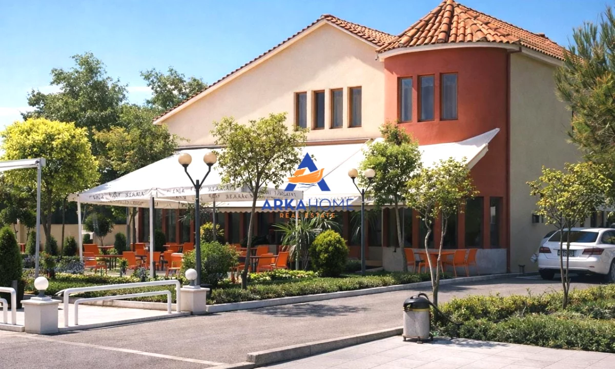 SHITET TRUALL DHE NDERTESE 2 KATESHE " RRUGA E AEROPORTIT , RINAS" 1.500.000 EURO