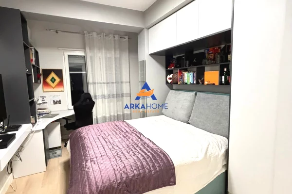 Shtepi ne shitje Duplex(shtepi me 2 kate) ne Tirane, 2+1, Mobilimi E mobiluar, Pagesa 355,000  Euro.