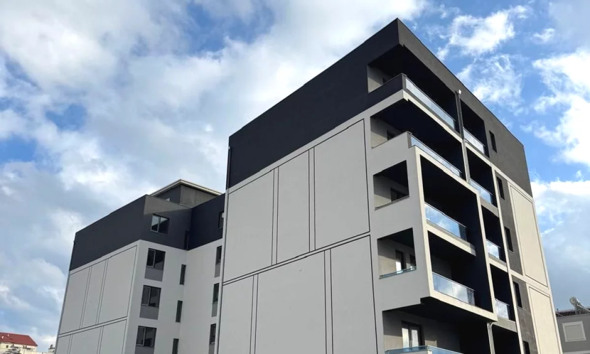 Shtepi ne shitje Apartament ne Pogradec, 2+1, Mobilimi Bosh, pa mobiluar, Pagesa 98,736  Euro.