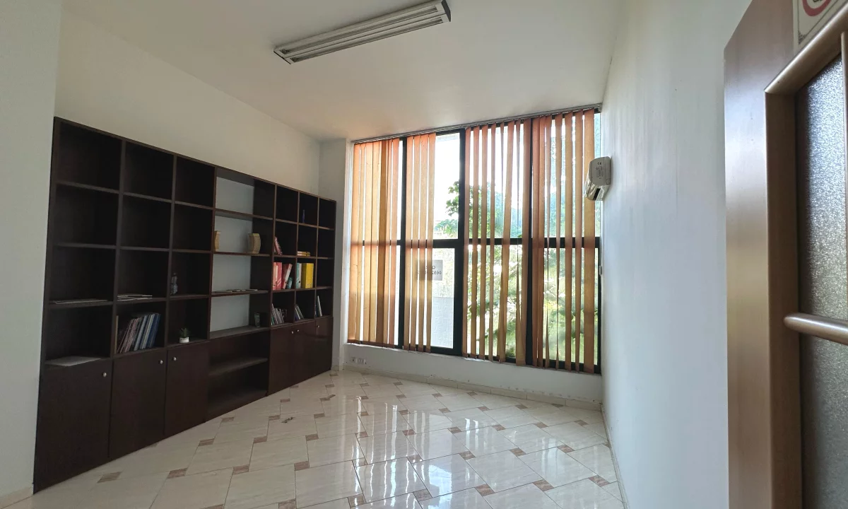 JEPET AMBJENT ME QERA 230M2 