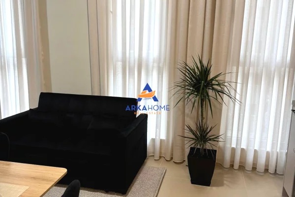 JEPET GARSONIERE ME QERA 43M2 "AURA KOMPLEKS, LAPRAKE" 42000 LEKE