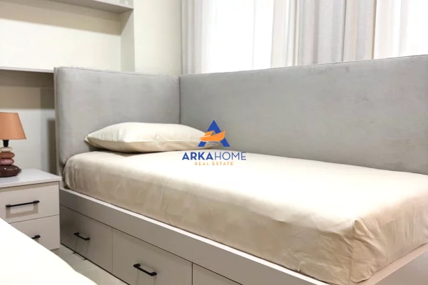 Shtepi me qera Apartament ne Tirane, Garsoniere, Mobilimi E mobiluar, Pagesa 437  Euro.