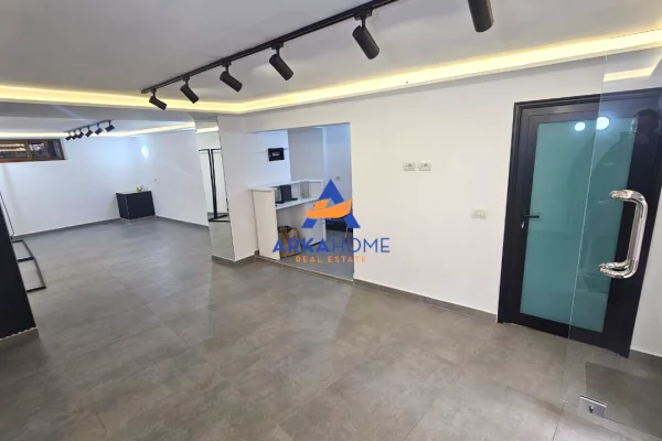 Business Property in Sale 1+1 in Tirana - 7,500 Euro