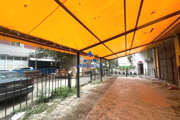 Ambient biznesi me qera 1+1 ne Tirane - 1,100 Euro
