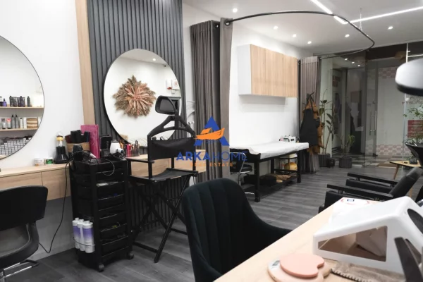 Business Property in Sale 1+1 in Tirana - 17,000 Euro