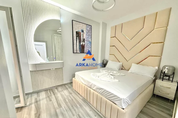 Shtepi me qera Apartament ne Tirane, 2+1, Mobilimi E mobiluar, Pagesa 677  Euro.