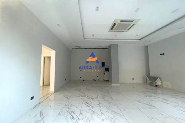 Ambient biznesi me qera 1+1 ne Tirane - 2,500 Euro