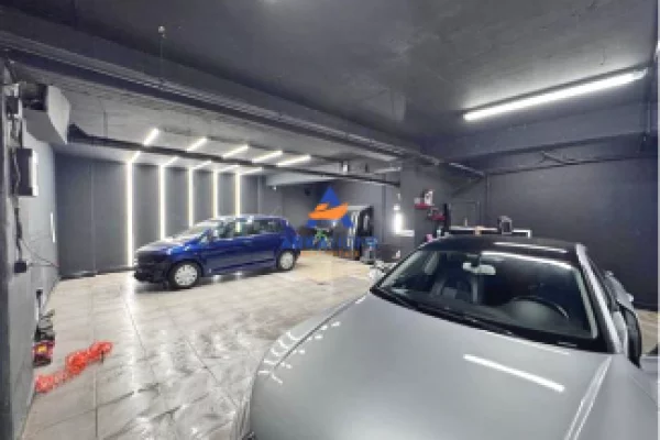 Business Property in Sale 6+1 in Tirana - 5,500 Euro