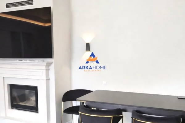 Shtepi ne shitje Apartament ne Tirane, 2+1, Mobilimi E mobiluar, Pagesa 280,000  Euro.