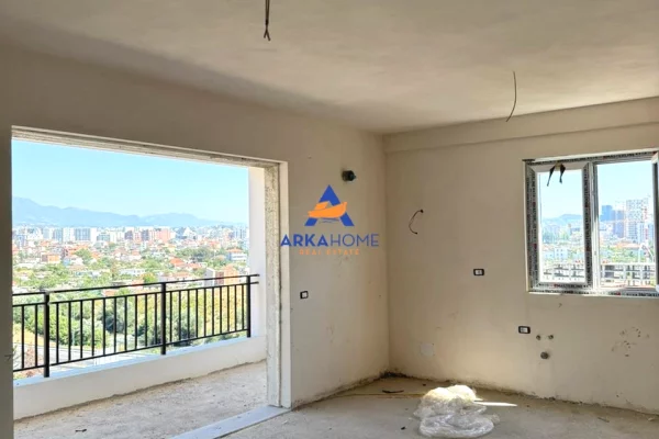 Shtepi ne shitje Apartament ne Tirane, 2+1, Mobilimi Bosh, pa mobiluar, Pagesa 161,646  Euro.