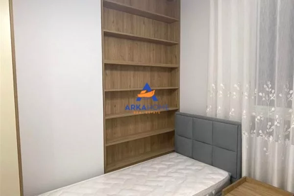 Shtepi me qera Apartament ne Tirane, 2+1, Mobilimi E mobiluar, Pagesa 572  Euro.