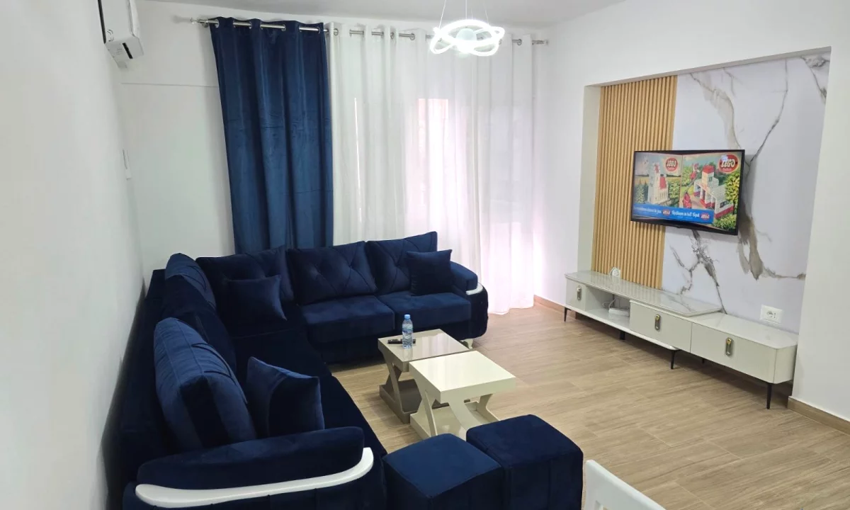 Shtepi ne shitje Apartament ne Tirane, 1+1, Mobilimi E mobiluar, Pagesa 145,000  Euro.