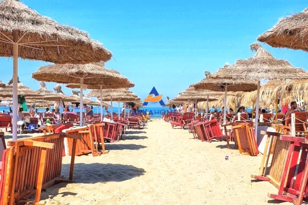 SHITET HOTEL ME 4 YJE "REZIDENCA SAN PIETRO,DURRES" 2880.000 EURO