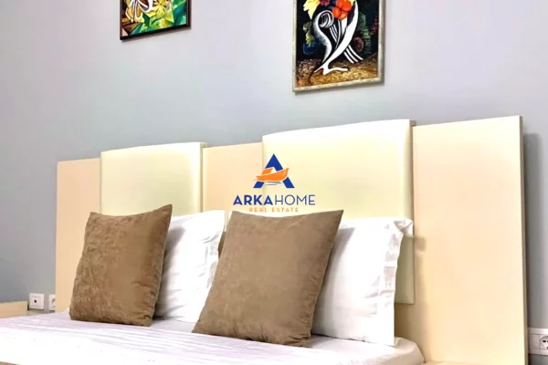 Ambient biznesi ne shitje 5+1 ne Durres - 2,880,000 Euro