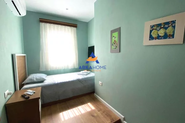 Shtepi me qera Apartament ne Tirane, 2+1, Mobilimi E mobiluar, Pagesa 800  Euro.