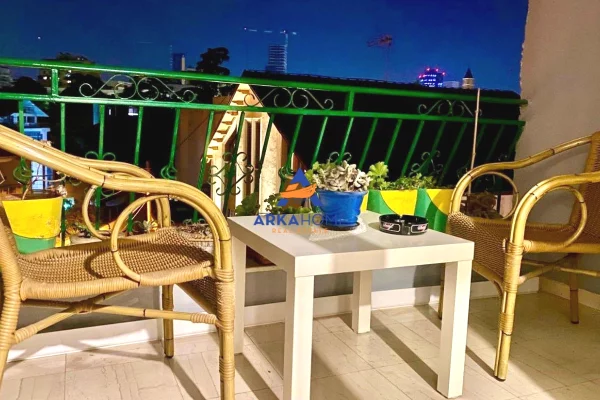 Shtepi me qera Apartament ne Tirane, 2+1, Mobilimi E mobiluar, Pagesa 800  Euro.