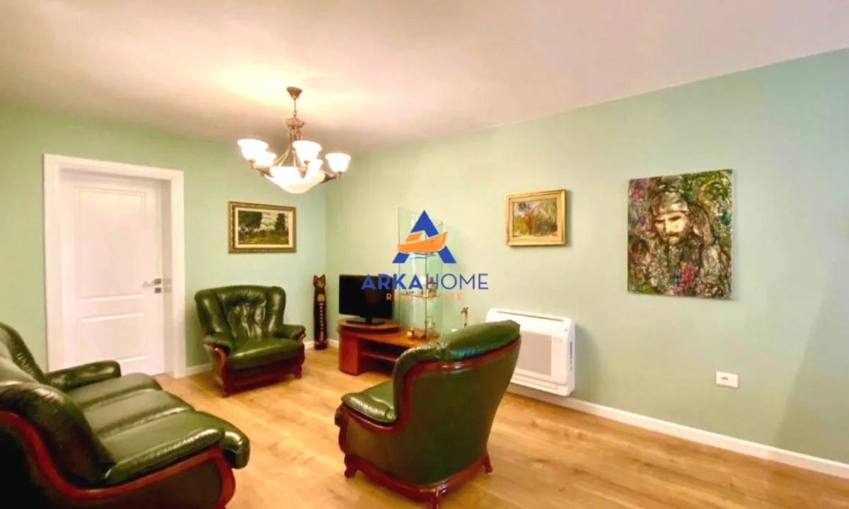 Shtepi me qera Apartament ne Tirane, 2+1, Mobilimi E mobiluar, Pagesa 800  Euro.