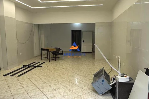 Ambient biznesi me qera 1+1 ne Tirane - 625 Euro