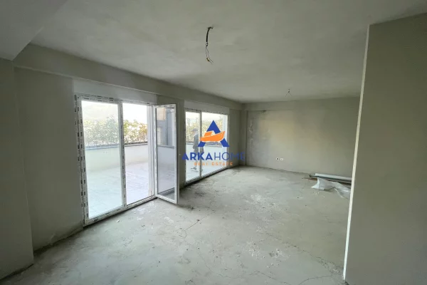 Shtepi ne shitje 3+1 ne Tirane - 386,000 Euro