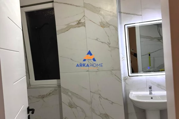 Shtepi me qera Apartament ne Tirane, 1+1, Mobilimi E mobiluar, Pagesa 450  Euro.