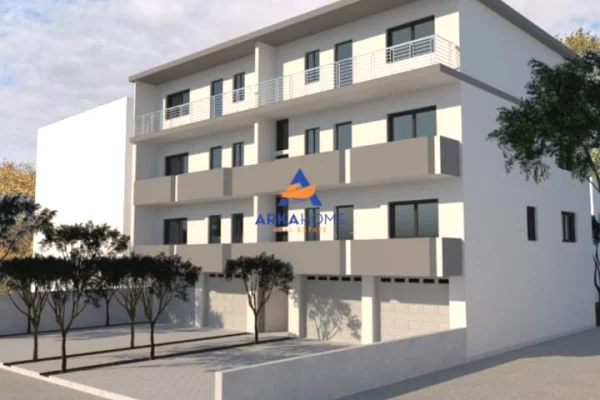 JEPET APARTAMENT ME QERA 2+1+BALLKON "PERBALL DELIORGJIT " 60000 LEKE