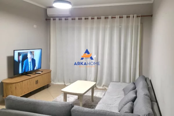 Shtepi ne shitje Apartament ne Tirane, 2+1, Mobilimi E mobiluar, Pagesa 199,000  Euro.