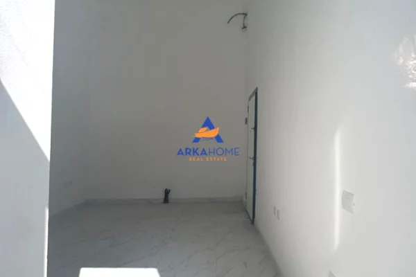 Business Property in Sale 1+1 in Tirana - 90,000 Euro