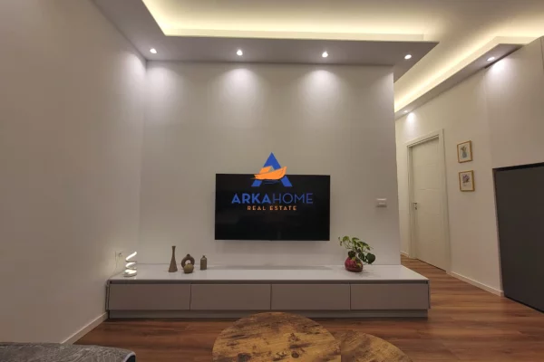 Shtepi me qera Apartament ne Tirane, 1+1, Mobilimi E mobiluar, Pagesa 600  Euro.