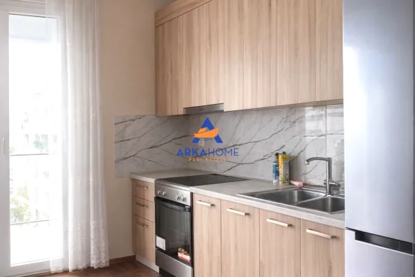 Shtepi me qera Apartament ne Tirane, 2+1, Mobilimi E mobiluar, Pagesa 572  Euro.