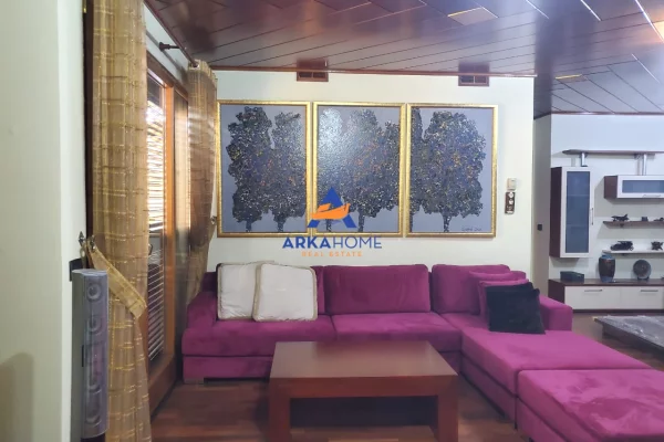 JEPET ME QERA APARTAMENT 3+1 "TEK RRUGA E KAVAJES" 1200 EURO