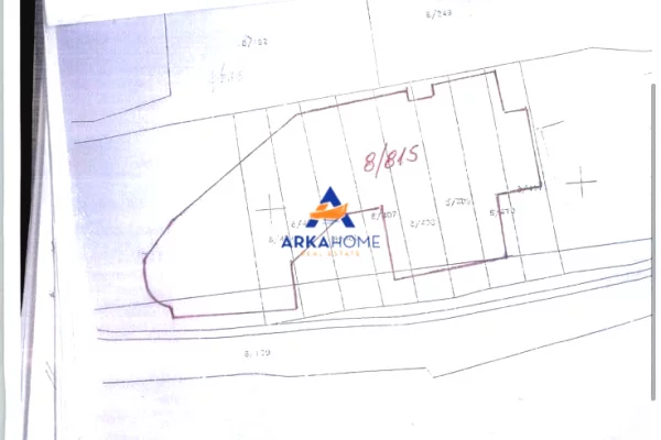 Business Property in Sale 4+1 in Tirana - 36,000 Euro