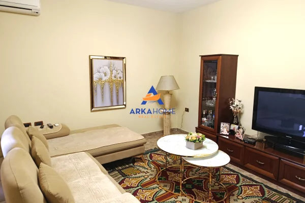 House for Rent 4+1 in Tirana - 2,200 Euro