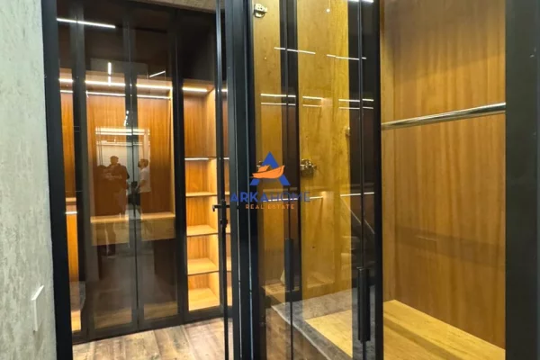 Shtepi ne shitje Apartament ne Tirane, 2+1, Mobilimi E mobiluar, Pagesa 11  Euro.