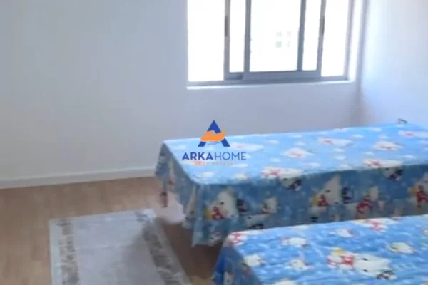 Shtepi ne shitje Apartament ne Tirane, 1+1, Mobilimi E mobiluar, Pagesa 110,000  Euro.