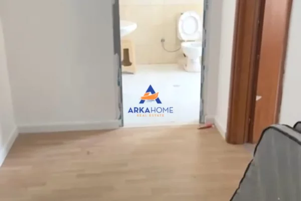 Shtepi ne shitje Apartament ne Tirane, 1+1, Mobilimi E mobiluar, Pagesa 110,000  Euro.