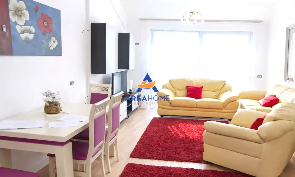 Shtepi ne shitje Apartament ne Tirane, 2+1, Mobilimi E mobiluar, Pagesa 153,605  Euro.