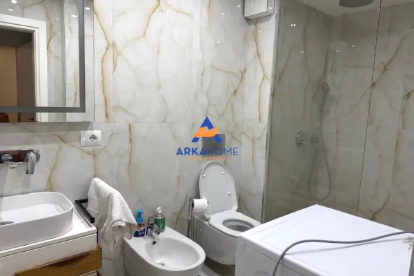 Shtepi me qera Apartament ne Tirane, 2+1, Mobilimi E mobiluar, Pagesa 750  Euro.