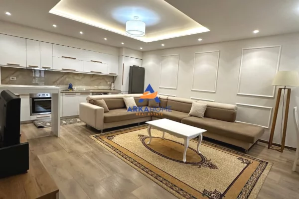 Shtepi me qera Apartament ne Tirane, 2+1, Mobilimi E mobiluar, Pagesa 800  Euro.