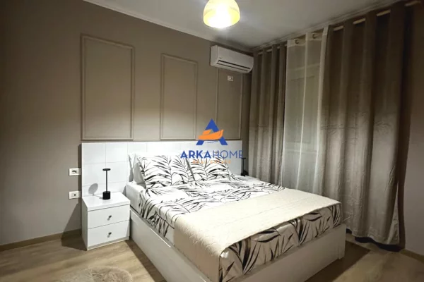 Shtepi me qera Apartament ne Tirane, 2+1, Mobilimi E mobiluar, Pagesa 800  Euro.