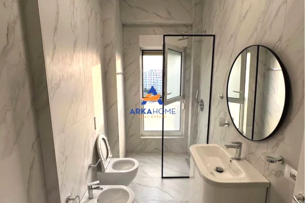 Shtepi me qera Apartament ne Tirane, 1+1, Mobilimi E mobiluar, Pagesa 552  Euro.