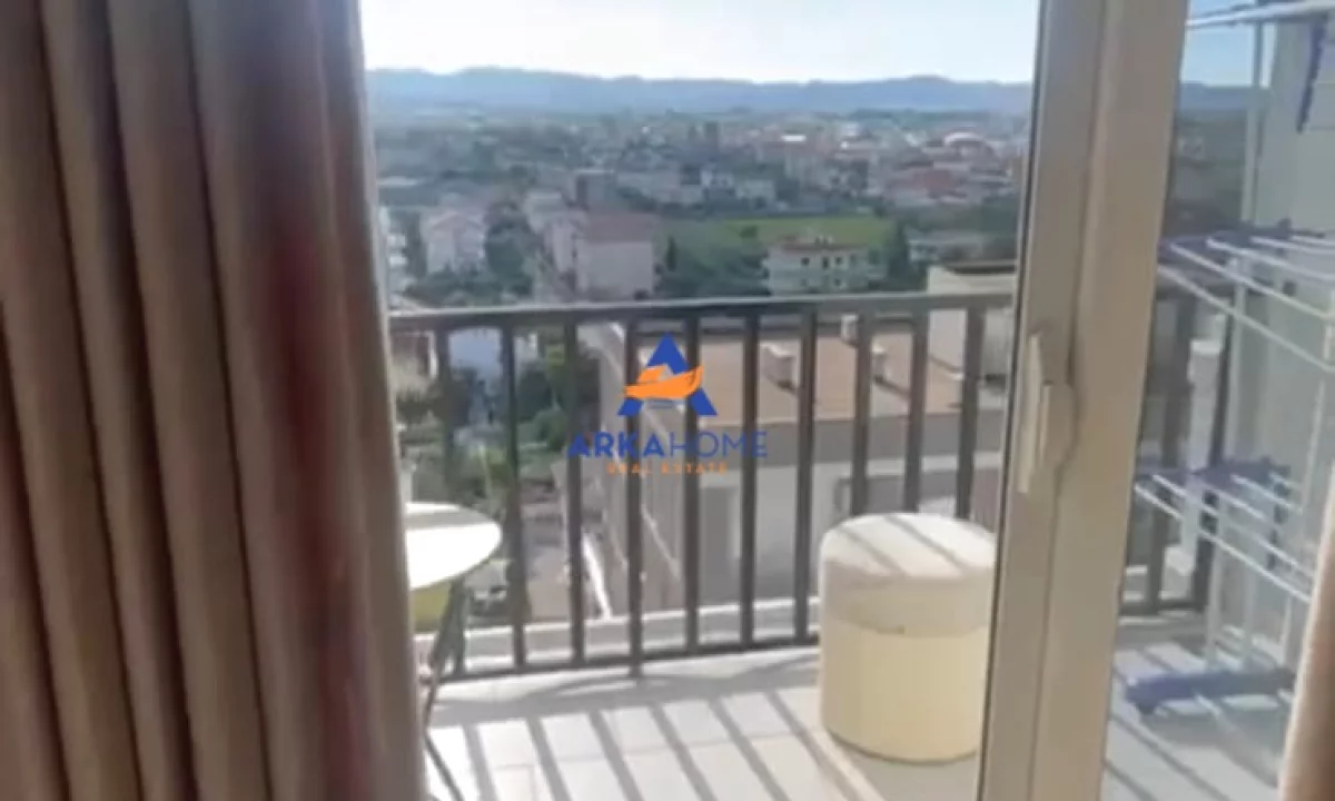 Shtepi me qera Apartament ne Tirane, 2+1, Mobilimi E mobiluar, Pagesa 523  Euro.