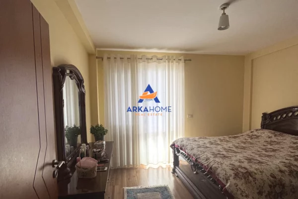 Shtepi me qera Apartament ne Tirane, 1+1, Mobilimi E mobiluar, Pagesa 732  Euro.
