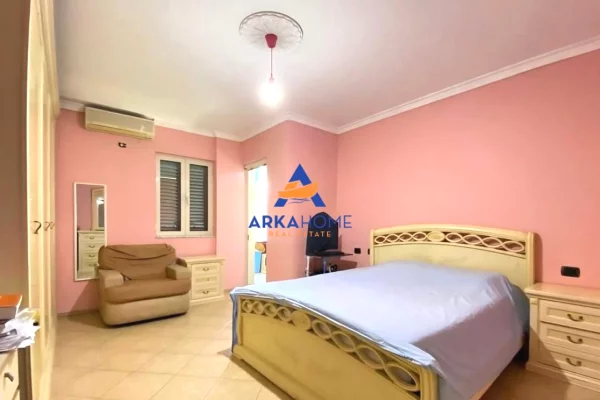 Shtepi me qera Apartament ne Tirane, 2+1, Mobilimi E mobiluar, Pagesa 836  Euro.