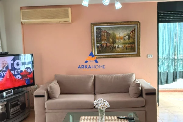 Shtepi ne shitje 2+1 ne Tirane - 250,000 Euro