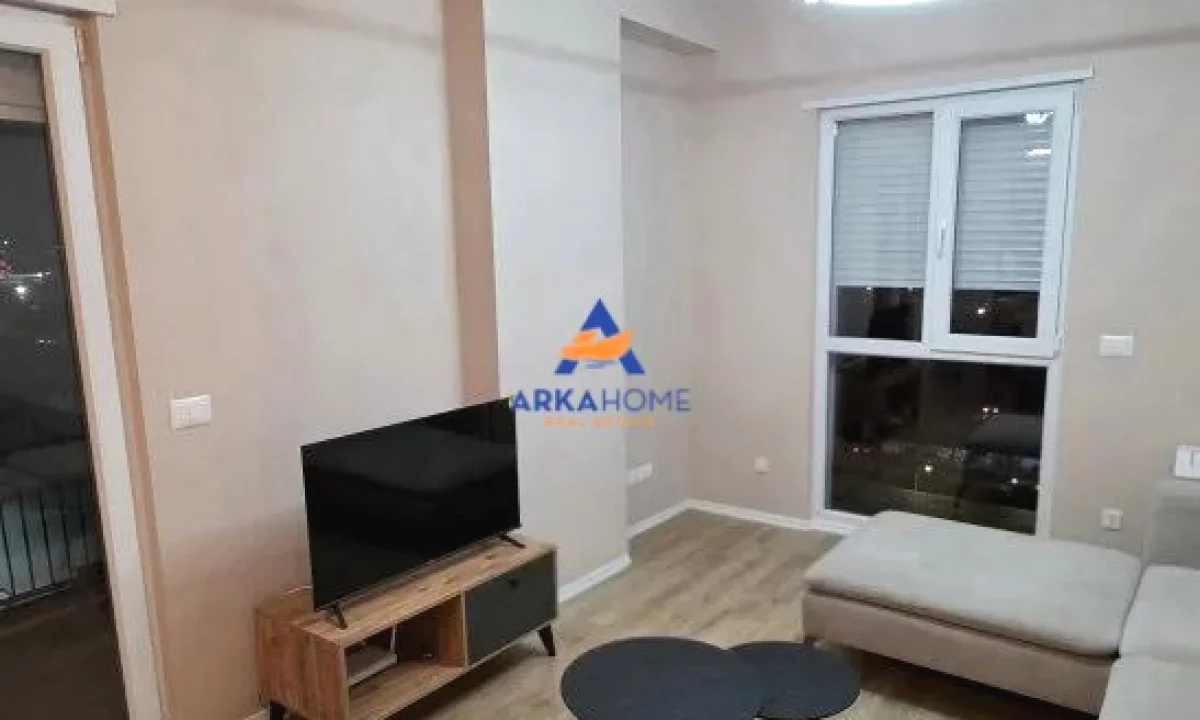 Shtepi me qera Apartament ne Tirane, 2+1, Mobilimi E mobiluar, Pagesa 550  Euro.